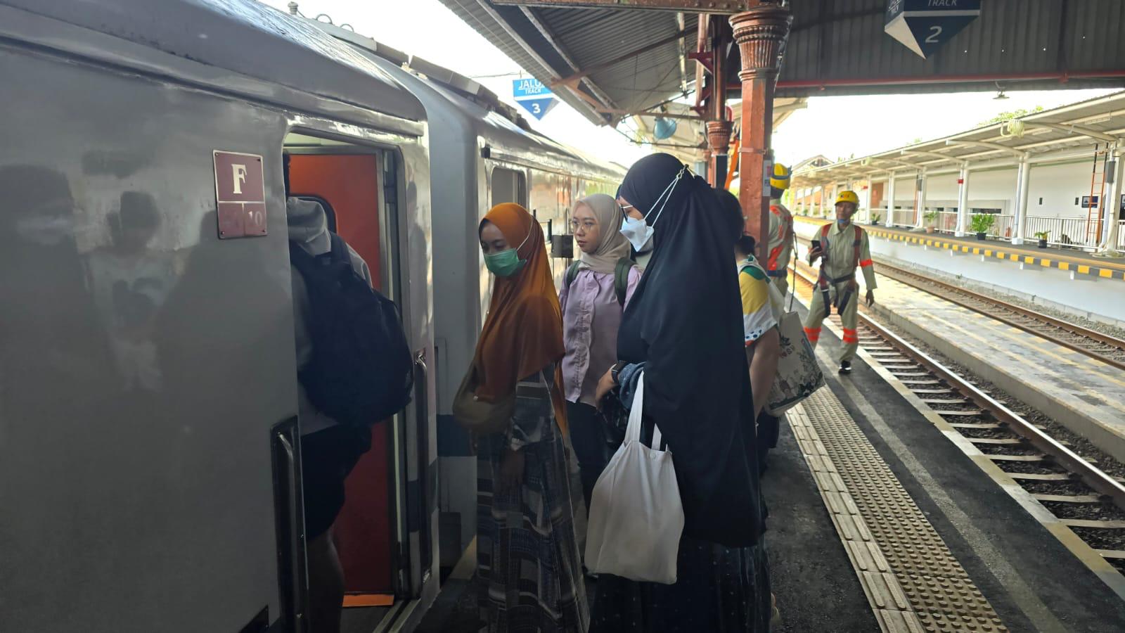 Libur Panjang Waisak, KAI Daop 5 Operasikan Empat Kereta Setiap Hari dari Kutoarjo